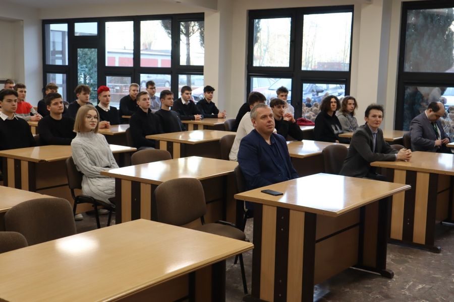 Certyfikaty z lutowania dla uczniów ZSGE  (6).JPG